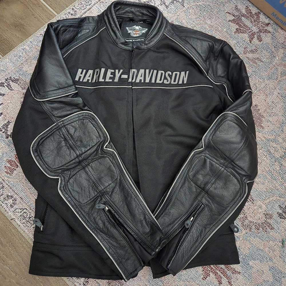 Harley Davidson Leather/Vinyl Riding Jacket